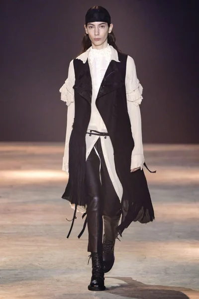 Look 36